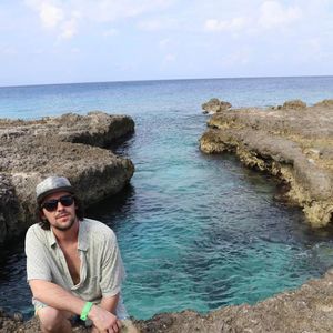 Meet your Posher, Emery